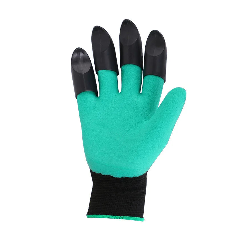 Garden gloves with claws