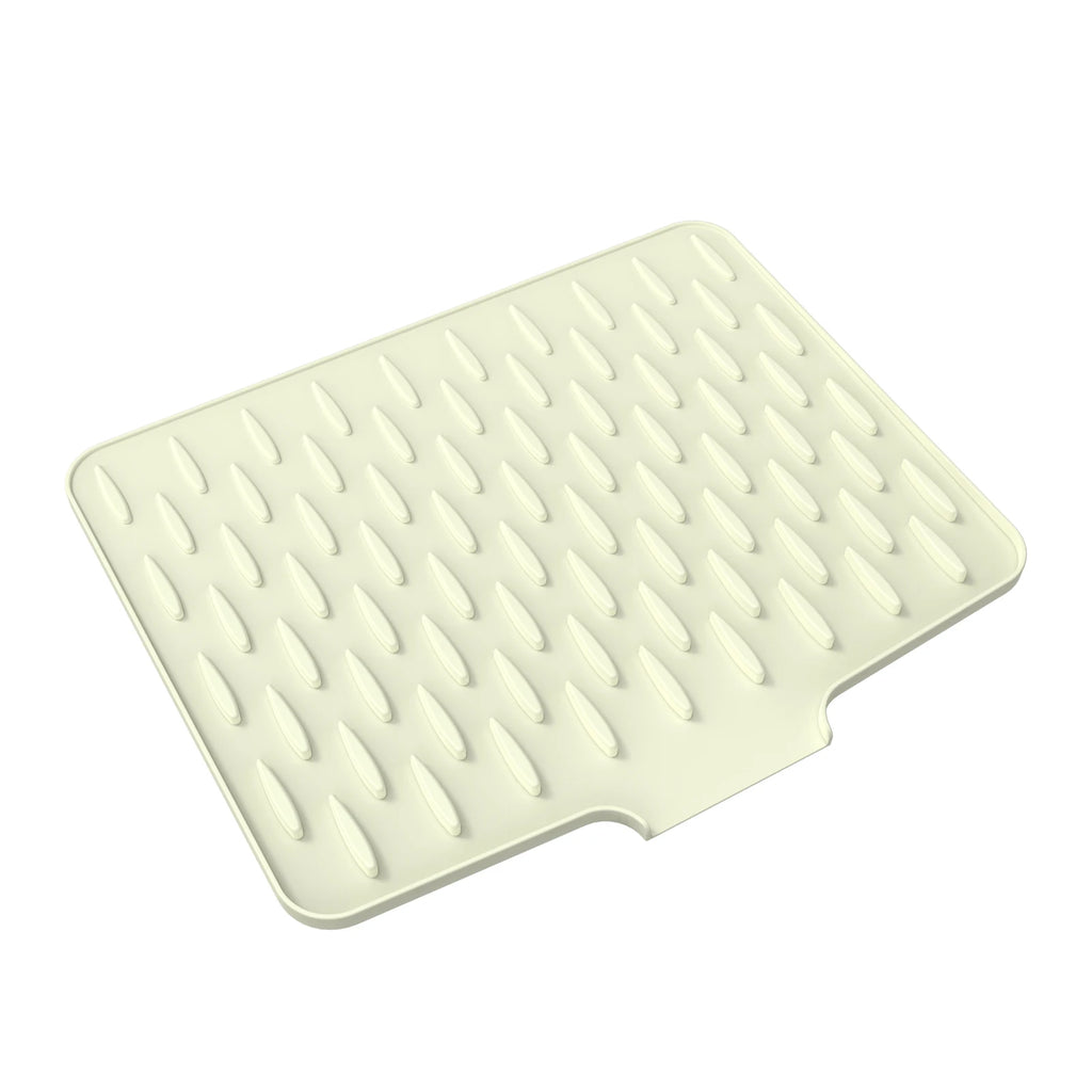 Silicone dish drying mat with tilted draining design